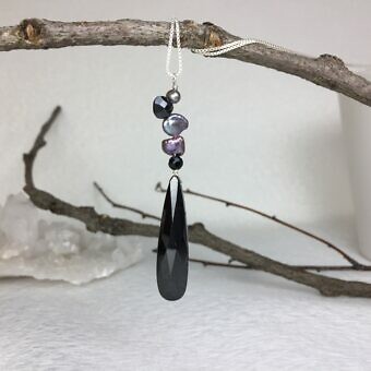 Alternative view of 32x9mm Black Faceted Flat Pear Teardrop Cubic Zirconia Crystals Beads