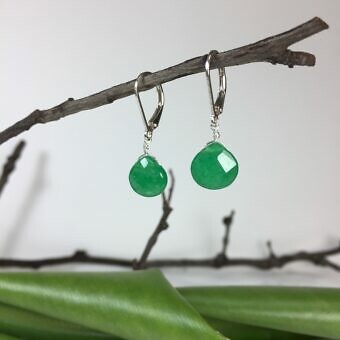Alternative view of 10mm Faceted Sweetheart Drop Dyed Emerald Green Jade Beads (May)