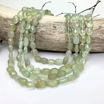 8x11mm Irregular Faceted Oval Green Chalcedony Beads