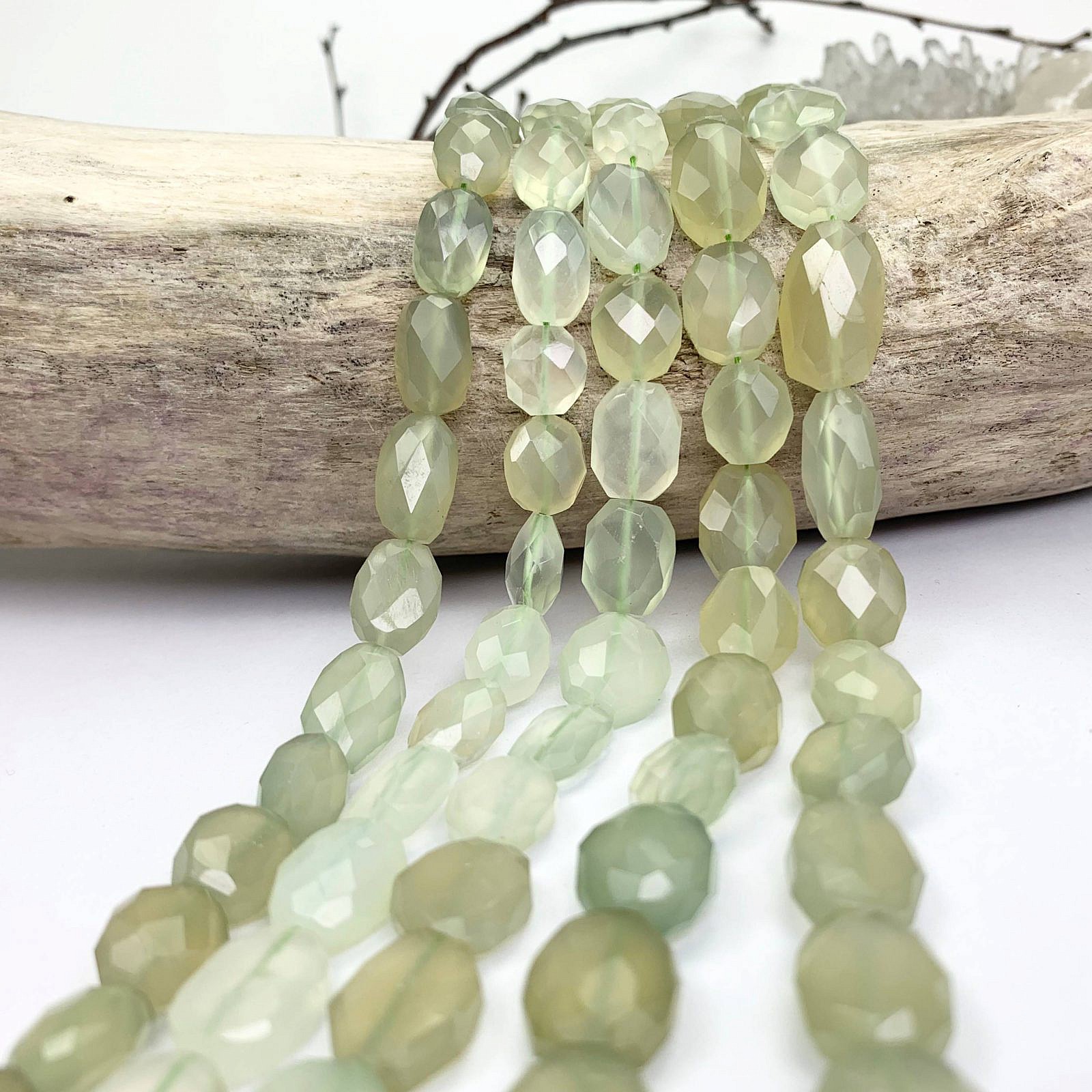 11x15mm Irregular Faceted Oval Green Chalcedony Beads