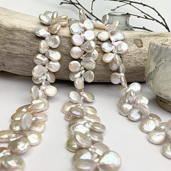 10x14mm Light Pink Coin with Tail Freshwater Pearls Beads