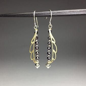Alternative view of Arrow Feathers Brushed 14kt Gold Vermeille Amoracast – Connectors Pendants Charms