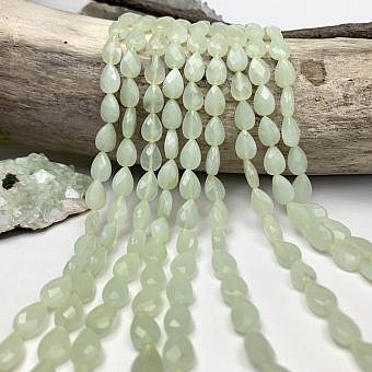 10x7mm Faceted Teardrop Pear Serpentine (New Jade) Beads