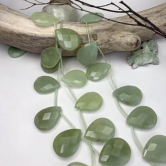 40x30mm Faceted Teardrop Pear Serpentine (New Jade) Beads