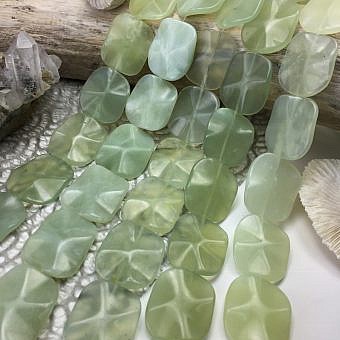 30x25mm Waved Rectangle Serpentine (New Jade) Beads