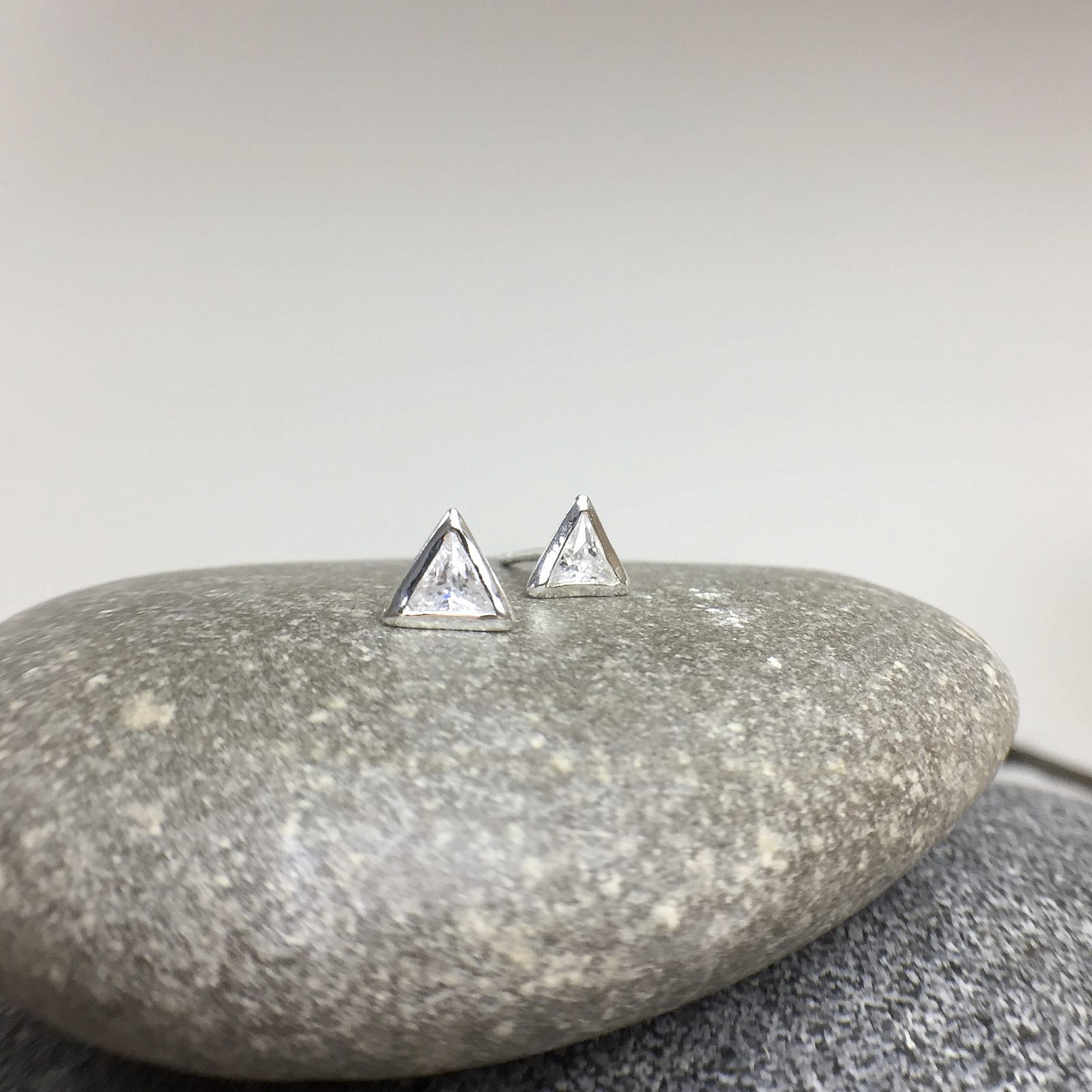 6mm Pyramid Triangle Clear CZ Crystals Studs Earrings Sterling Silver .925