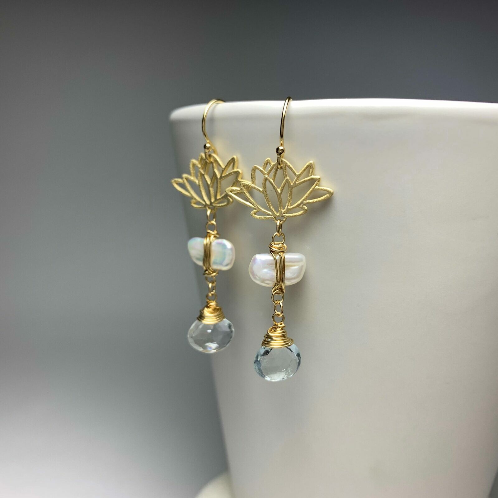 6.5x12mm Dyed Grey Biwa Freshwater Pearls Paired Beads - Image 3
