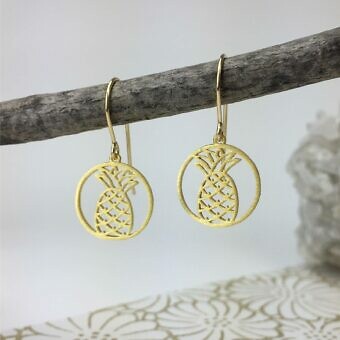 Alternative view of Pineapple Round Circle Frame Brushed 14kt Gold Vermeille Amoracast - Pendants Charms
