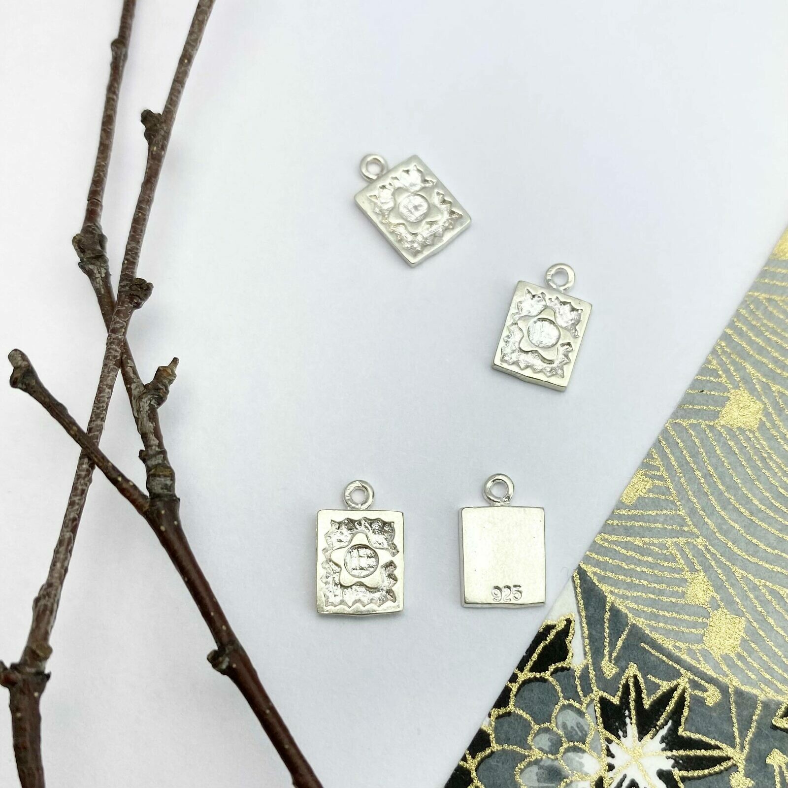 Rectangle Framed Daisy Flower Sterling Silver .925 - Pendants Charms