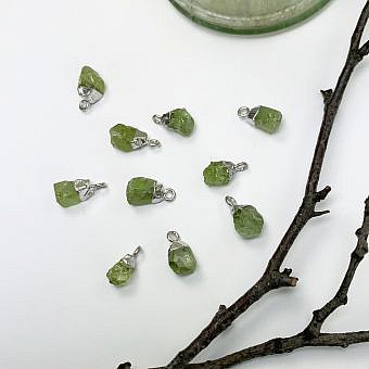Peridot Roughie Raw Sterling Silver Plated Copper - Pendants Charms (August)
