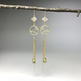 Alternative view of Sunny Mountains Round Frame Brushed 14kt Gold Vermeille Amoracast - Pendants Charms