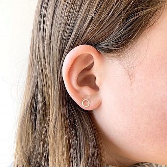 Alternative view of 7mm Infinity Circle Studs Earrings Sterling Silver .925
