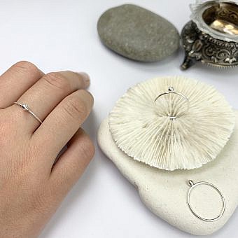 Tiny Ball Stacking Ring Sterling Silver .925 Size 5