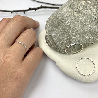 Hammered Stacking Ring Sterling Silver .925 Size 5