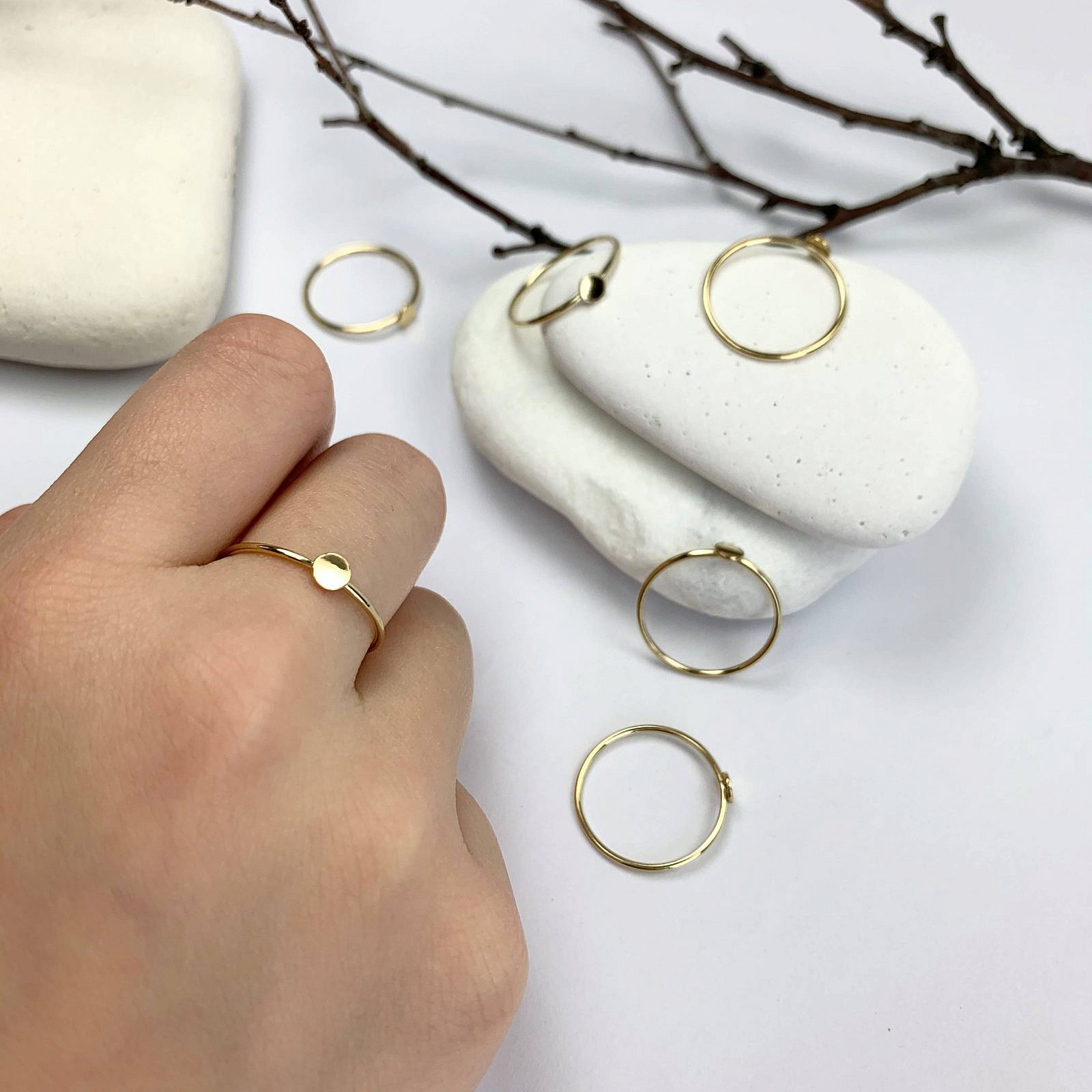 Full Moon 4mm Disc Stacking Ring 14kt Gold Filled Size 5