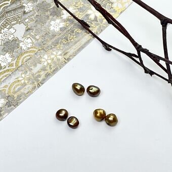 dyed bronze paired pearls