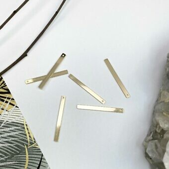 Short Skinny Rectangle Bar Stamping Disc Blanks 14kt Gold Filled - Pendants Charms