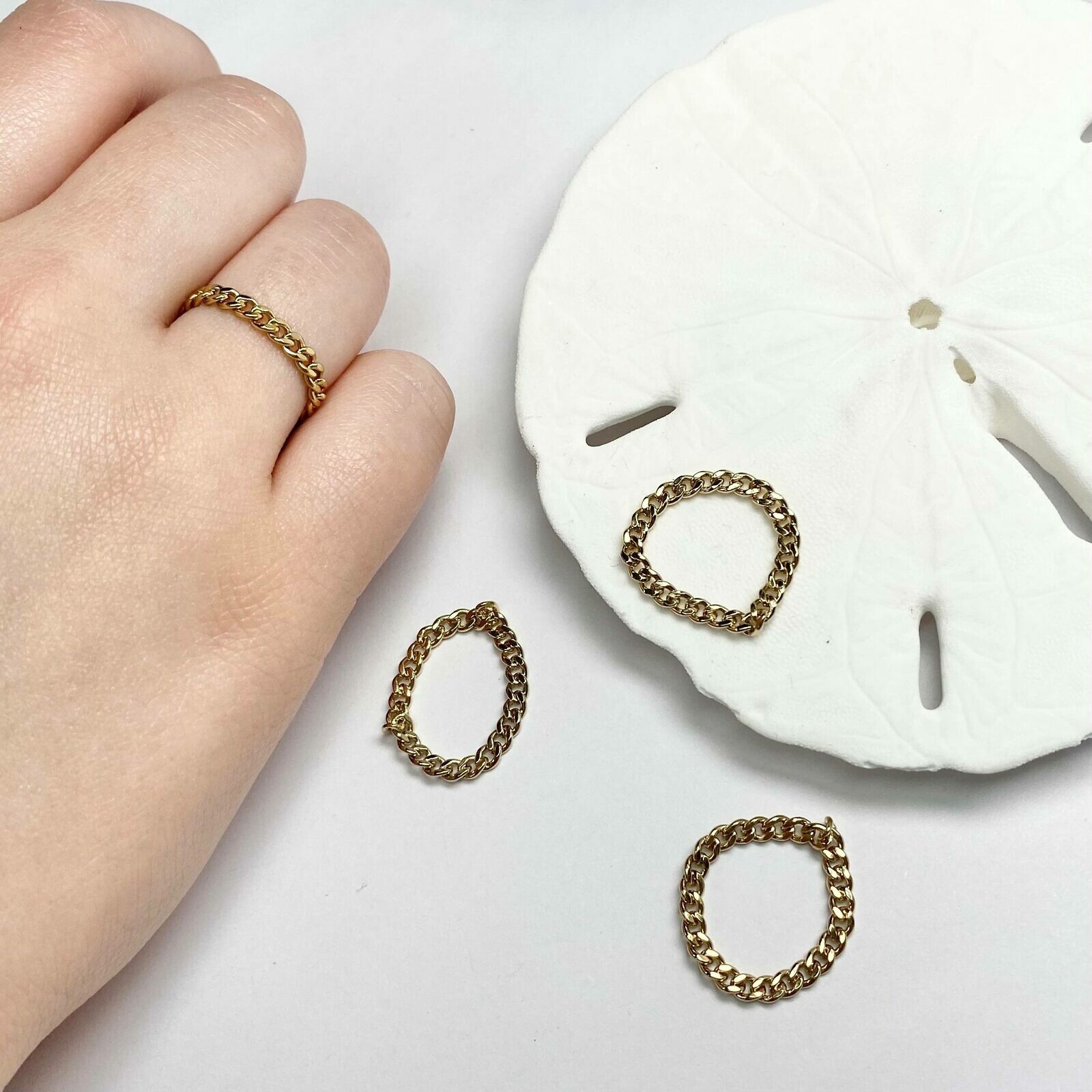 2.9mm Curb Chain Stacking Ring 14kt Gold Filled Size 6-7