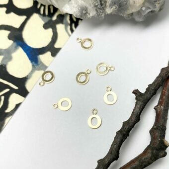 Letter O Initials Cut-Out Disc 14kt Gold Filled - Pendants Charms