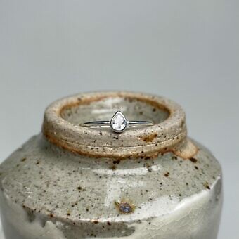 Rain Drop CZ Stacking Ring Sterling Silver .925 Size 9