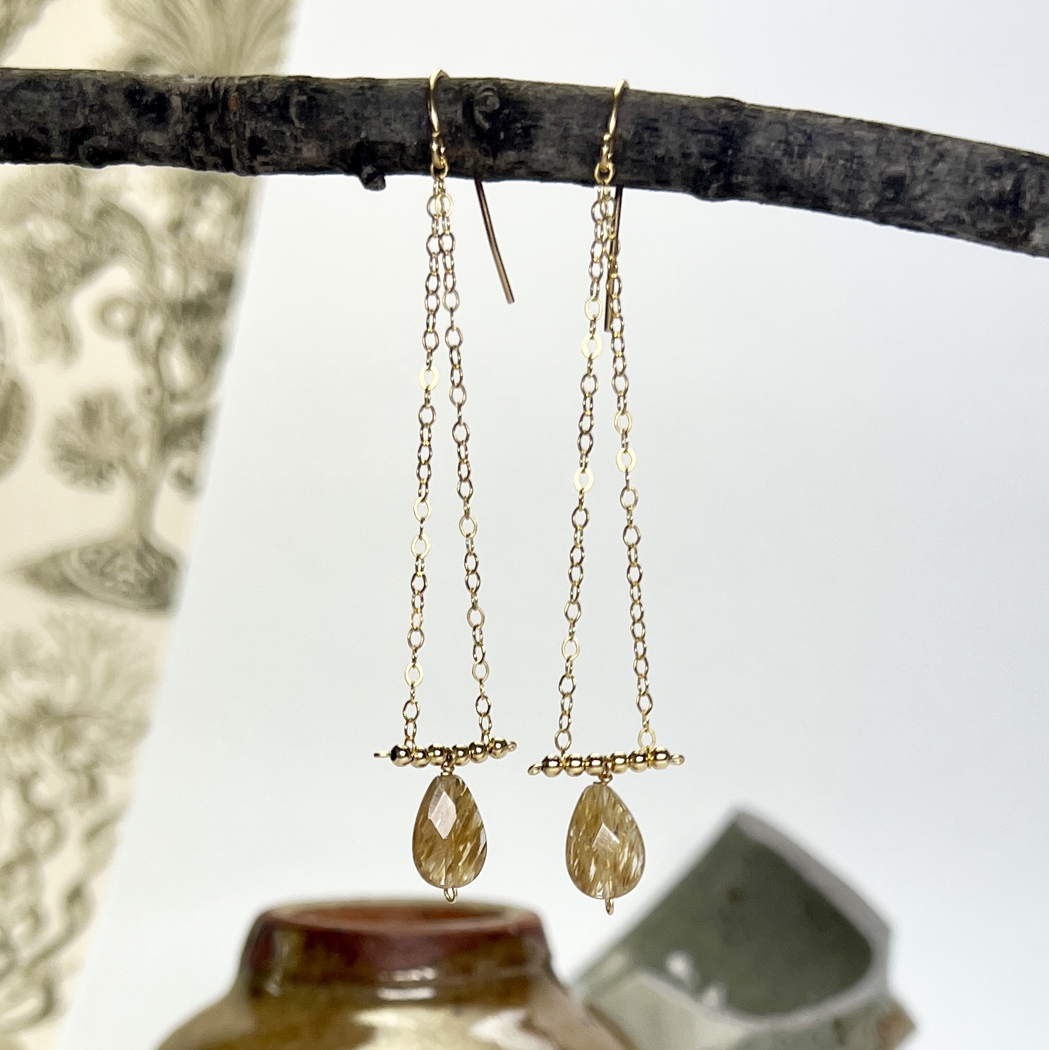 10x7mm Faceted Teardrop Pear Man Made Rutilated Quartz Paired Beads - Image 5