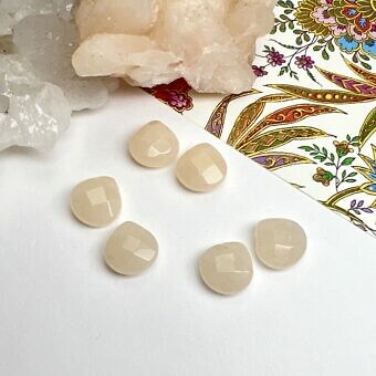 Dyed Jade paired beads