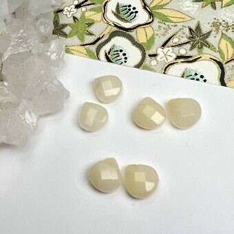 Dyed Jade paired beads