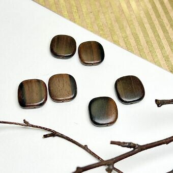 Square Ebony paired beads