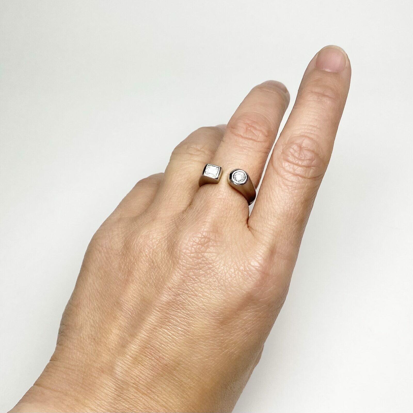 Adjustable Duo Rings Round and Square Stone Brushed Rhodium Plated Sterling Silver .925 - Image 2