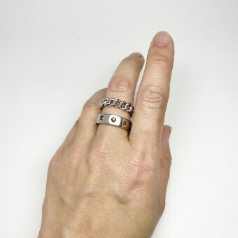 Alternative view of Triplet Curb Chain Rings with 3 Stones Brushed Rhodium Plated Sterling Silver .925