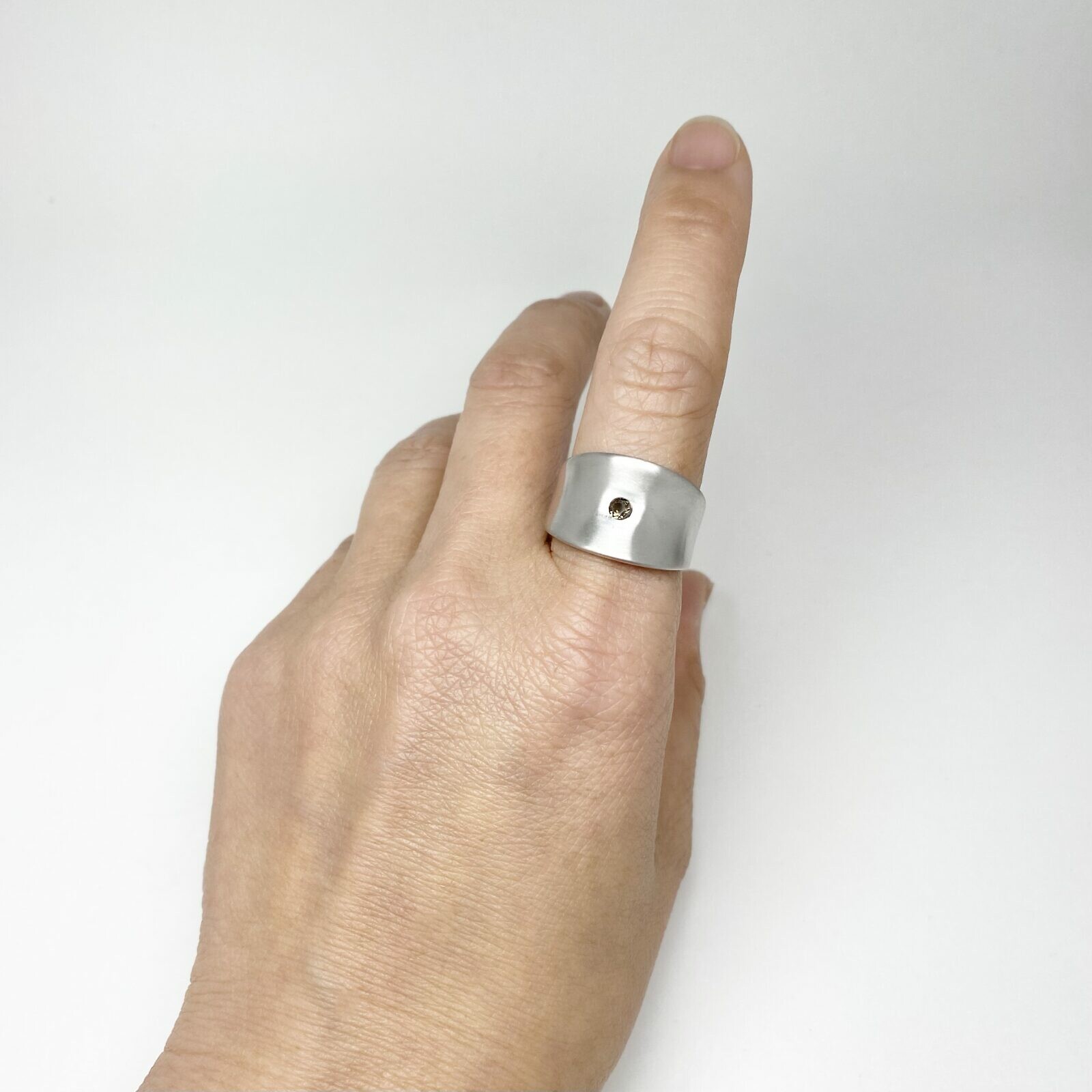 Curves Rings with Stone Brushed Rhodium Plated Sterling Silver .925 - Image 2