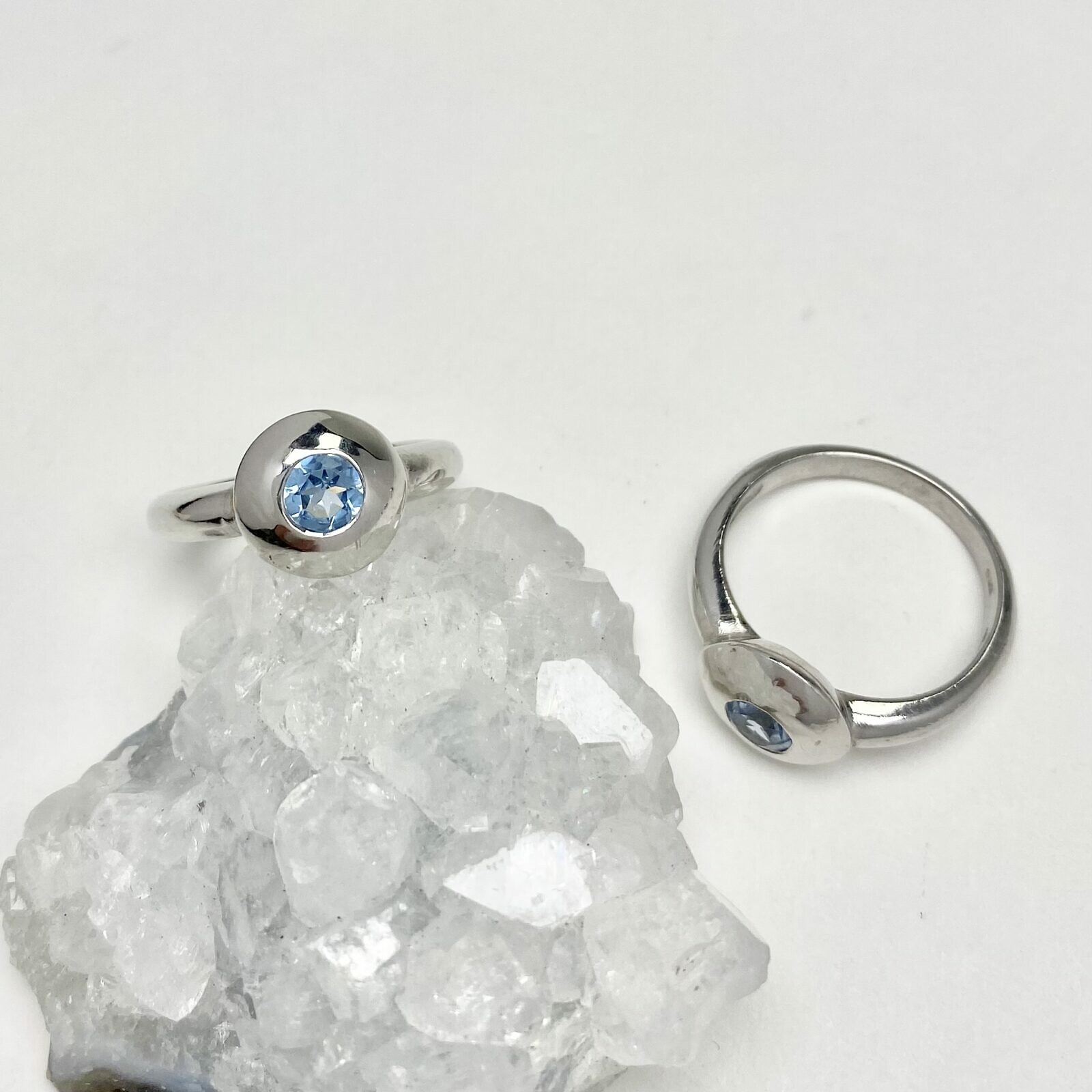 Pebble Rings with Round Stone Brushed Rhodium Plated Sterling Silver .925 - Image 6