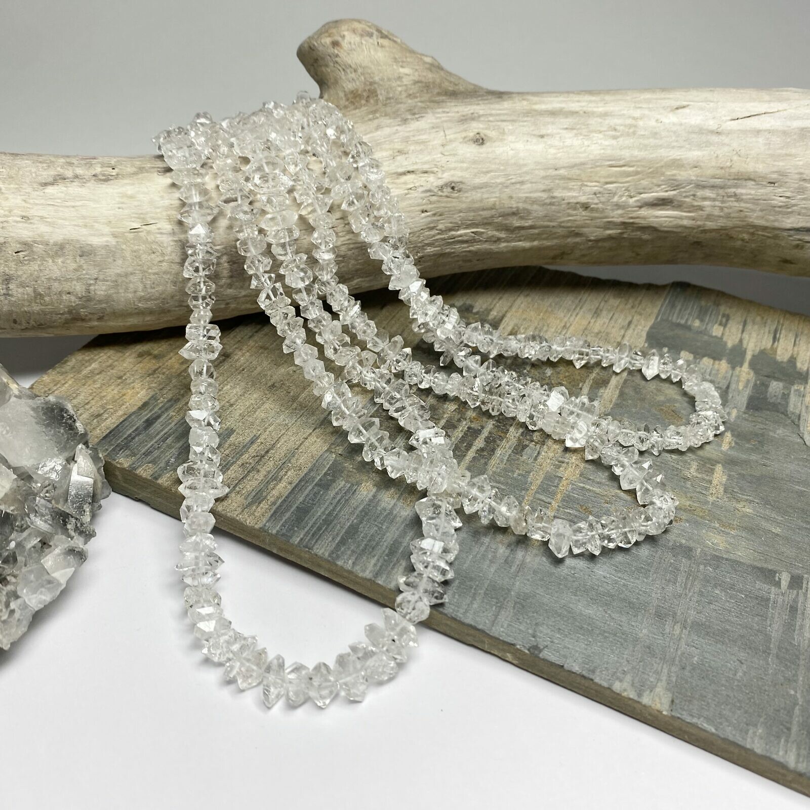 sq0mo-5-5x7-5mm-clear-double-terminated-herkimer-diamond-quartz-beads