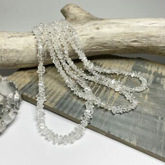 sq0mo-5-5x7-5mm-clear-double-terminated-herkimer-diamond-quartz-beads