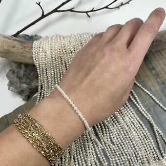 Alternative view of 2.5x3.3mm Natural White Potato Freshwater Pearls Beads