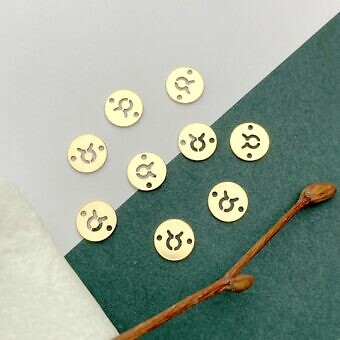 foj1g-taurus-round-disc-zodiac-14kt-gold-filled-connector-pendant-charm