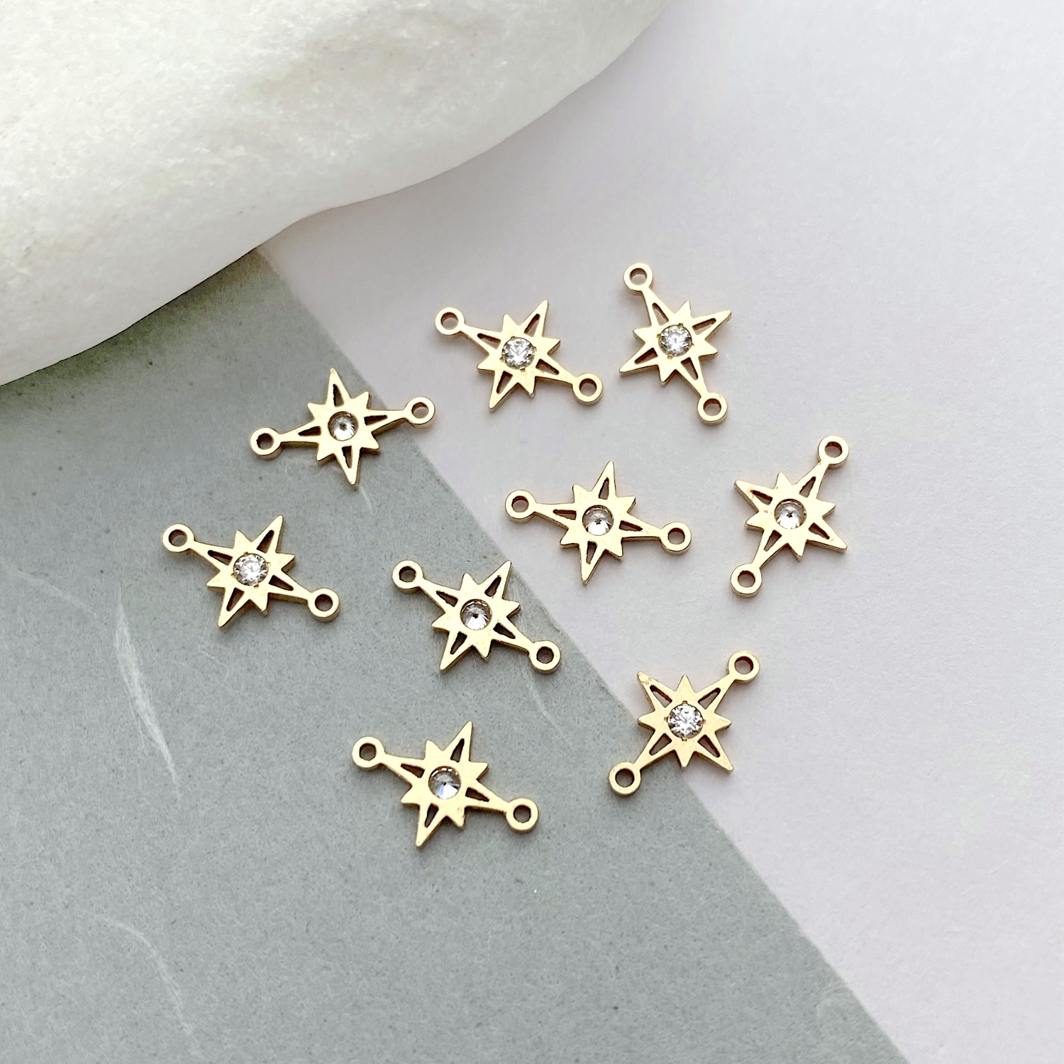 fog9g-north-star-with-clear-cz-crystal-14kt-gold-filled-connector-pendant-charm