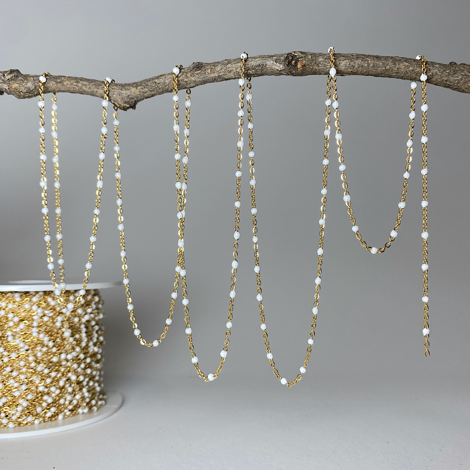 cx93t-solid-10kt-gold-white-enamel-cable-flat-chain-by-the-inch