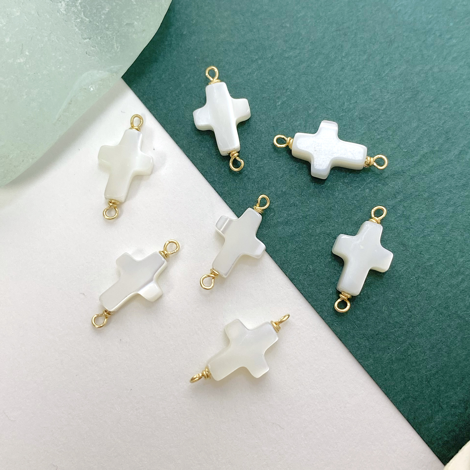 foawg-9x7mm-cross-mother-of-pearl-in-14kt-gold-filled-connectors-pendants-charms