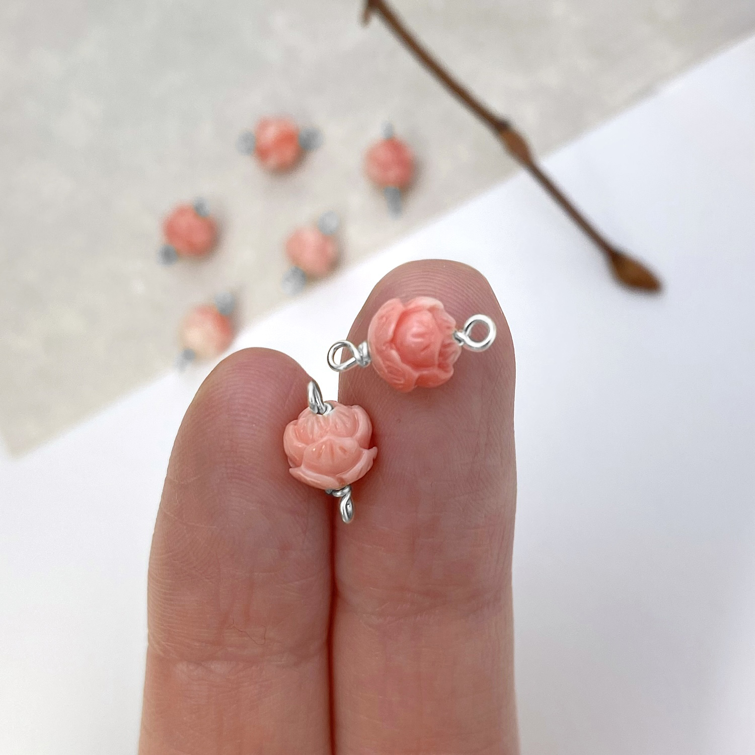 fobhs-molded-pink-lotus-mother-of-pearl-in-sterling-silver-925-pendants-charms-hand