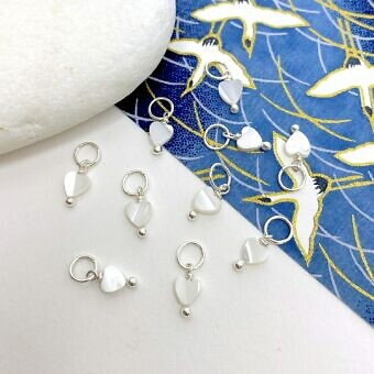 fhk9s-4mm-white-heart-mother-of-pearl-in-sterling-silver-925-pendants-charms
