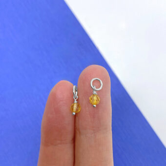 md12s-citrine-birthstone-mini-drop-sterling-silver-925-charm-pendant-november-hand