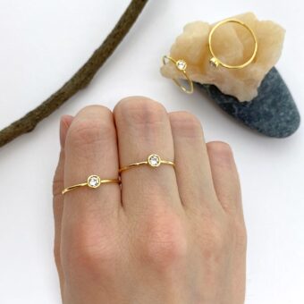 4mm clear CZ Ring