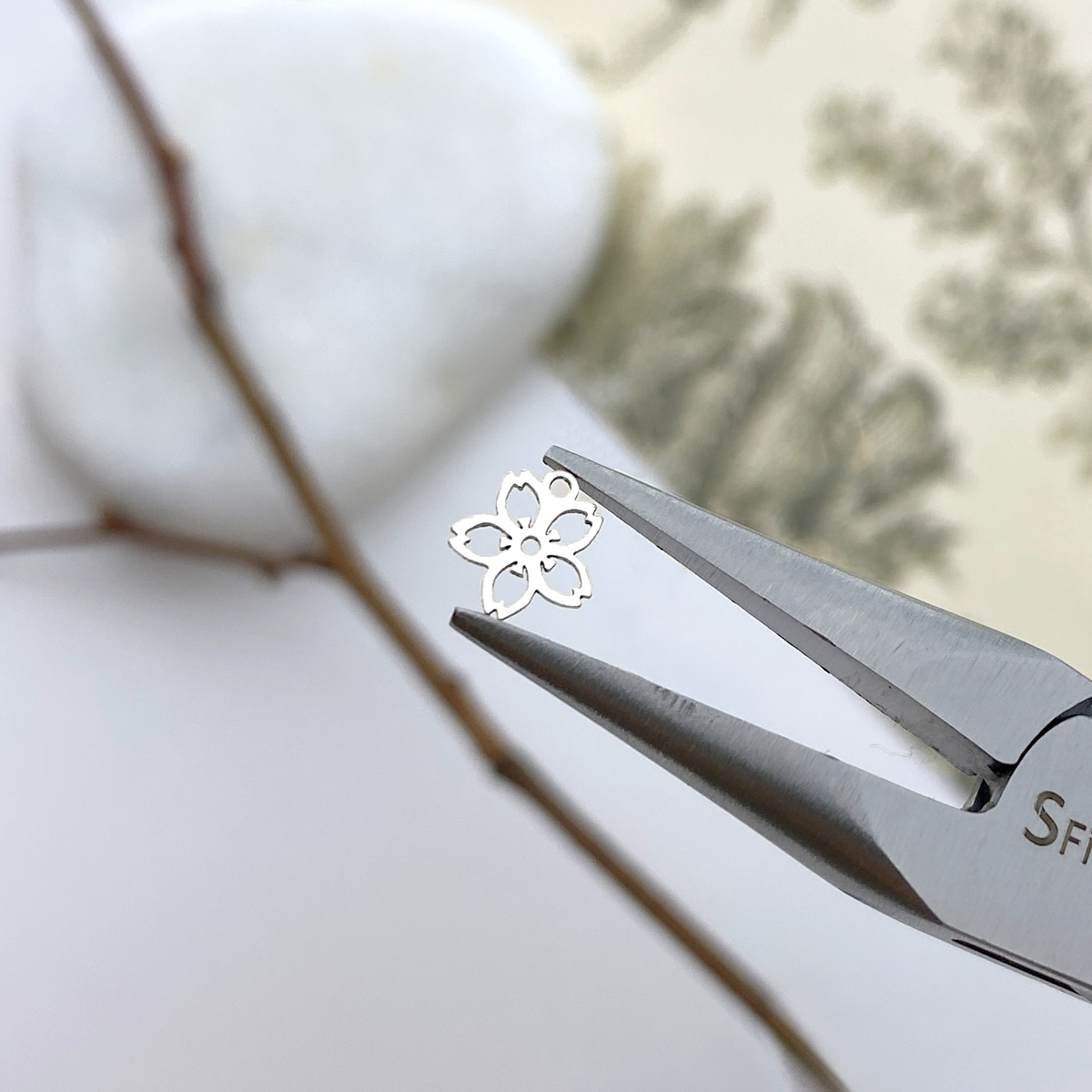 fhm9s-sakura-blossom-sterling-silver-925-pendants-charms-pliers