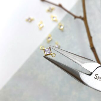 foa05g-3mm-light-purple-diamond-bezel-set-cz-crystal-14kt-gold-filled-birthstones-connector-pendant-charm-june-pliers