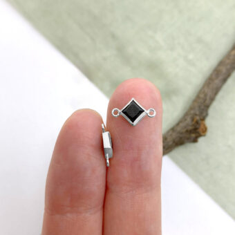 foa28s-4mm-black-diamond-bezel-set-cz-crystal-sterling-silver-925-connector-pendant-charm-hand