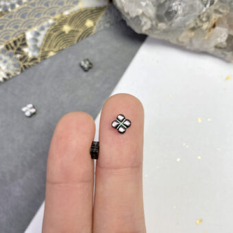 Alternative view of 6mm Black Clover Mother of Pearl Beads