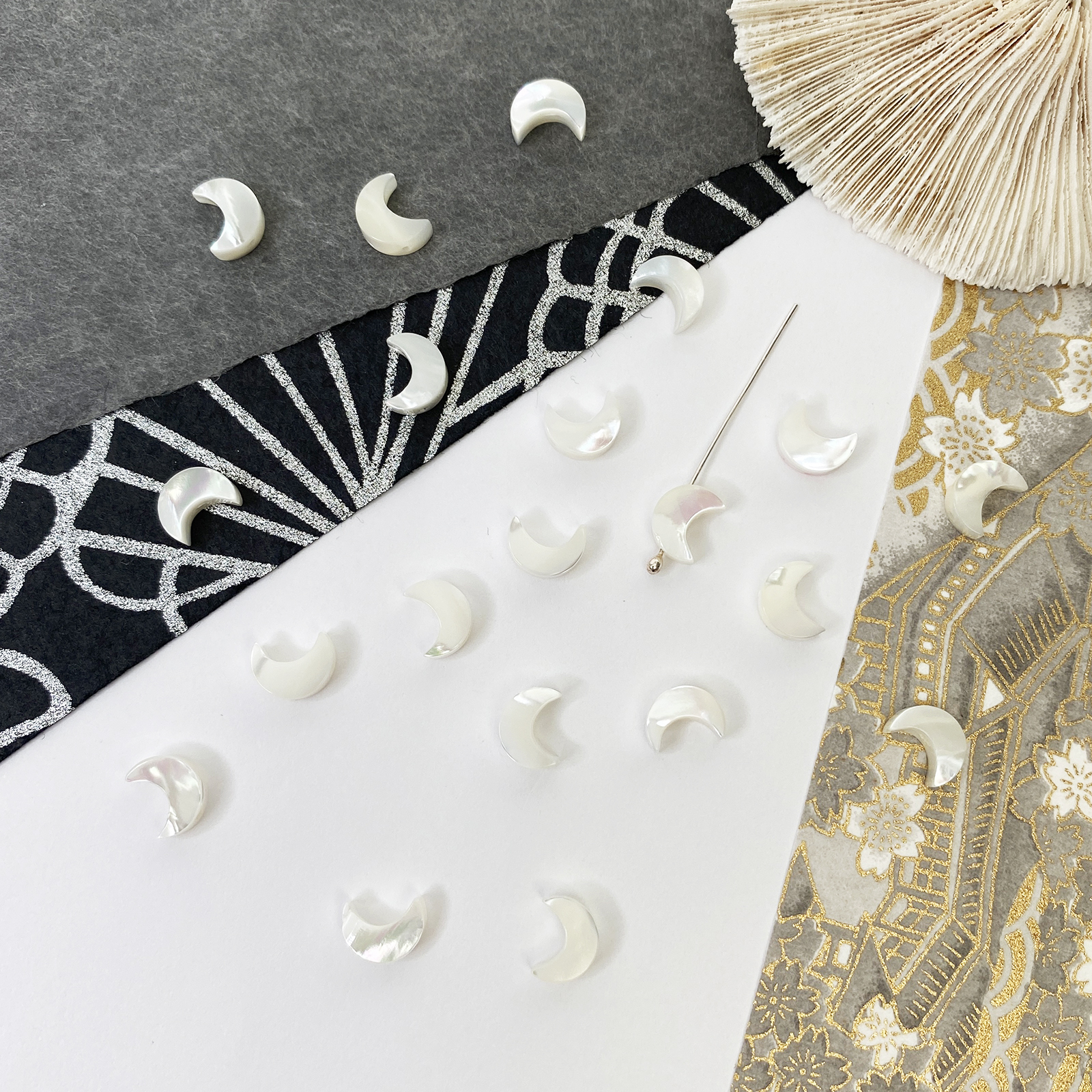 8mm White Moon Mother of Pearl Beads