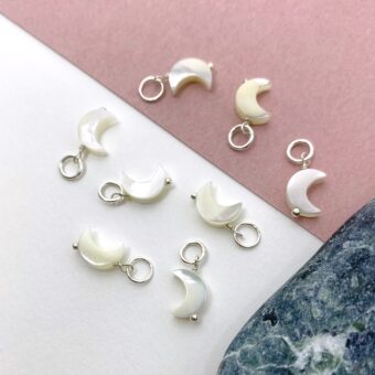 fhr4s-white-moon-mother-of-pearl-in-sterling-silver-925-pendants-charms