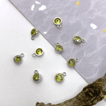 4mm Light Green Round Bezel Set CZ Crystal Sterling Silver .925 Birthstones - Pendants Charms (August)